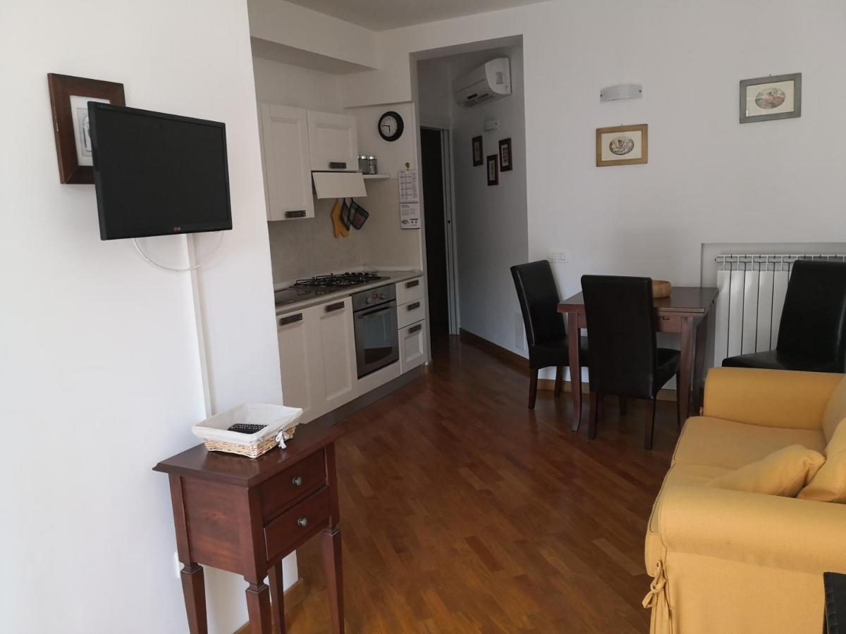 Grazioso Appartamento In Centro A Numana Exterior foto